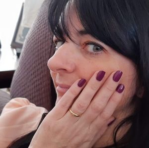 Meet your Posher, Karine